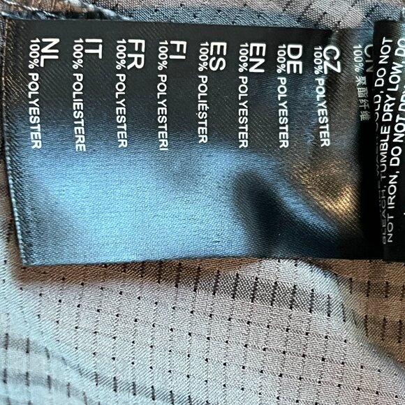 Kuhl Athletic Shorts - Size 34 - Never Worn - Picture 7 of 7